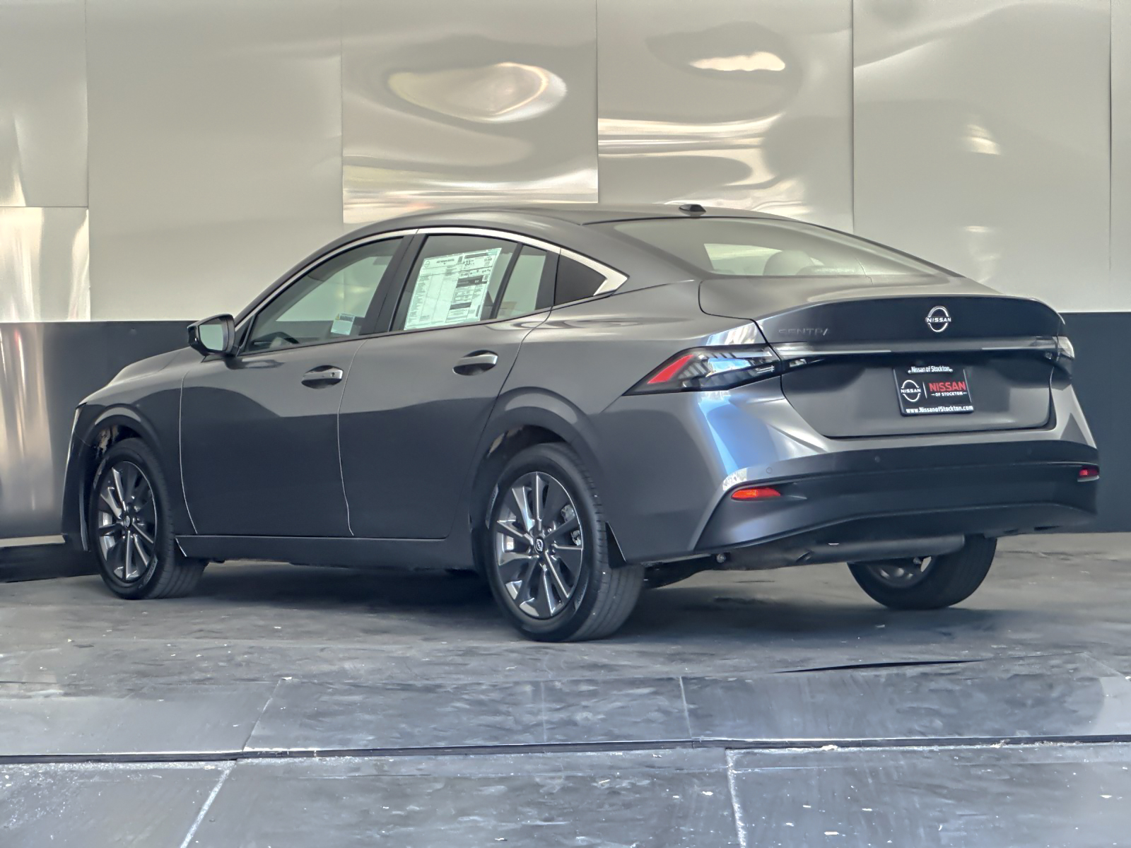 New 2027 Gray Nissan SL image 5