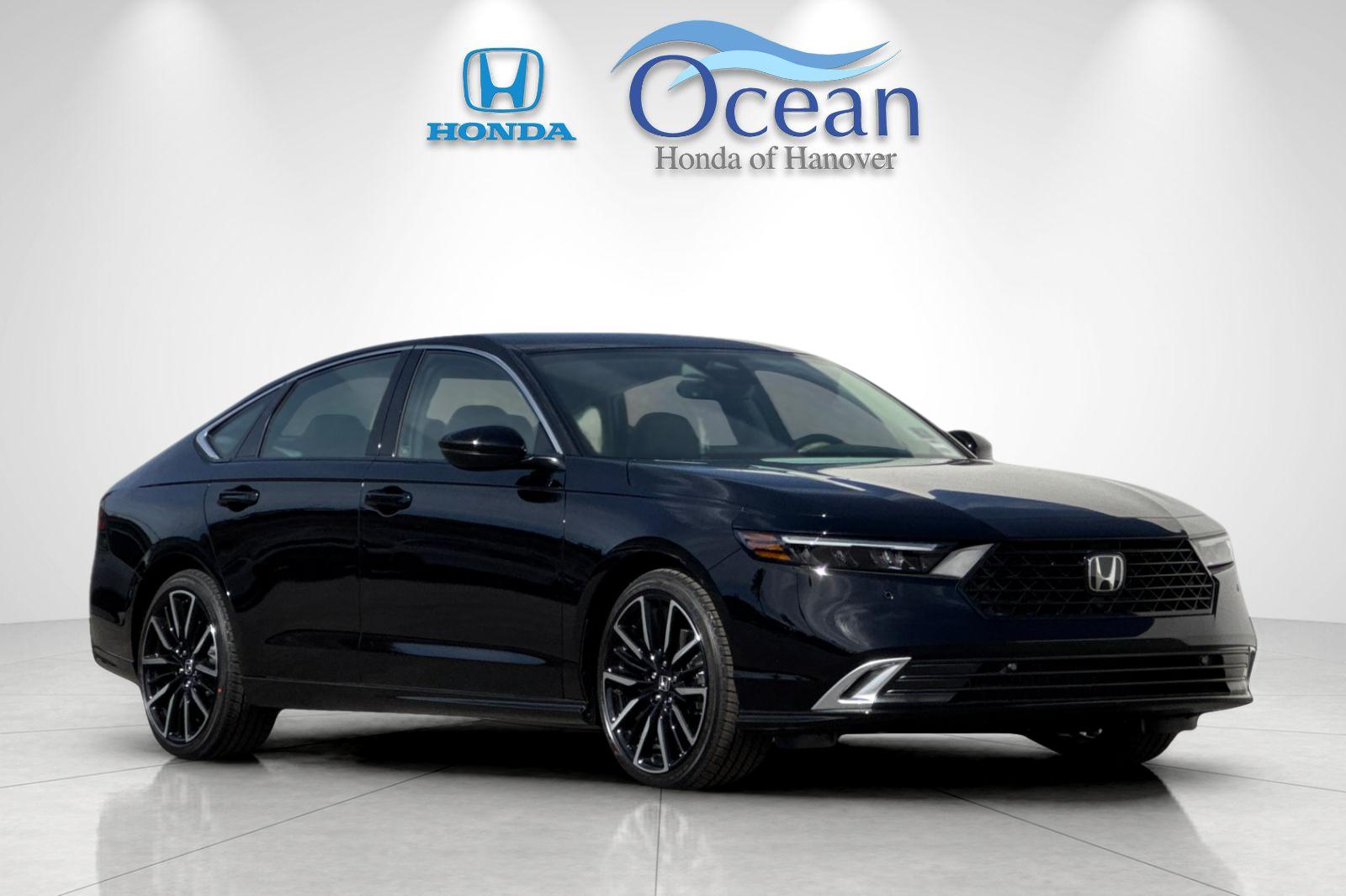 New 2026 Crystal Black Pearl Honda Touring image 7
