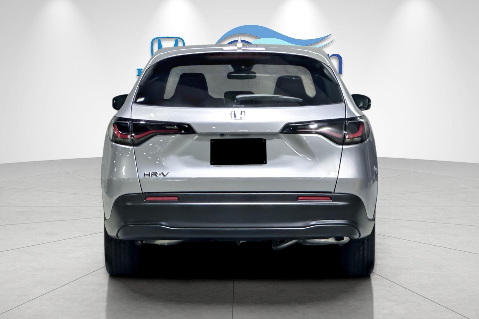 New 2027 Solar Silver Metallic Honda LX image 4