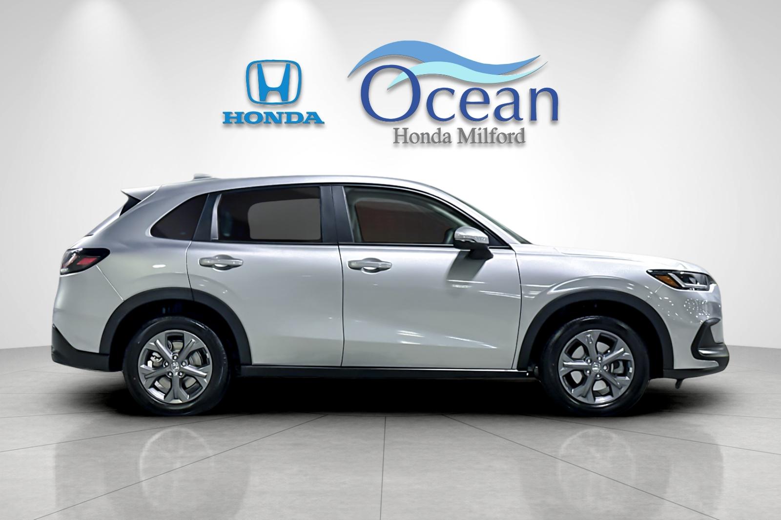 New 2027 Solar Silver Metallic Honda LX image 6