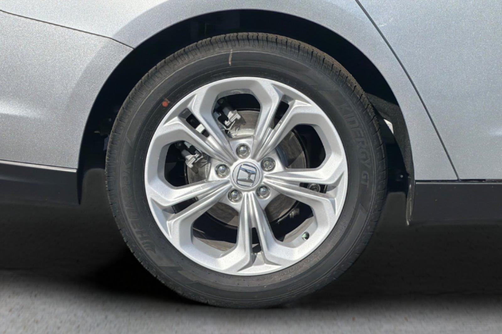 New 2026 Solar Silver Metallic Honda LX image 30