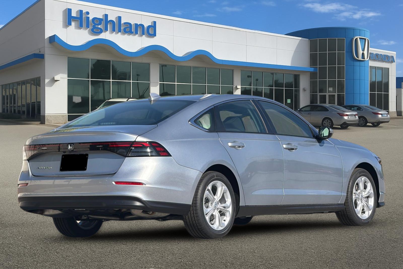 New 2026 Solar Silver Metallic Honda LX image 5