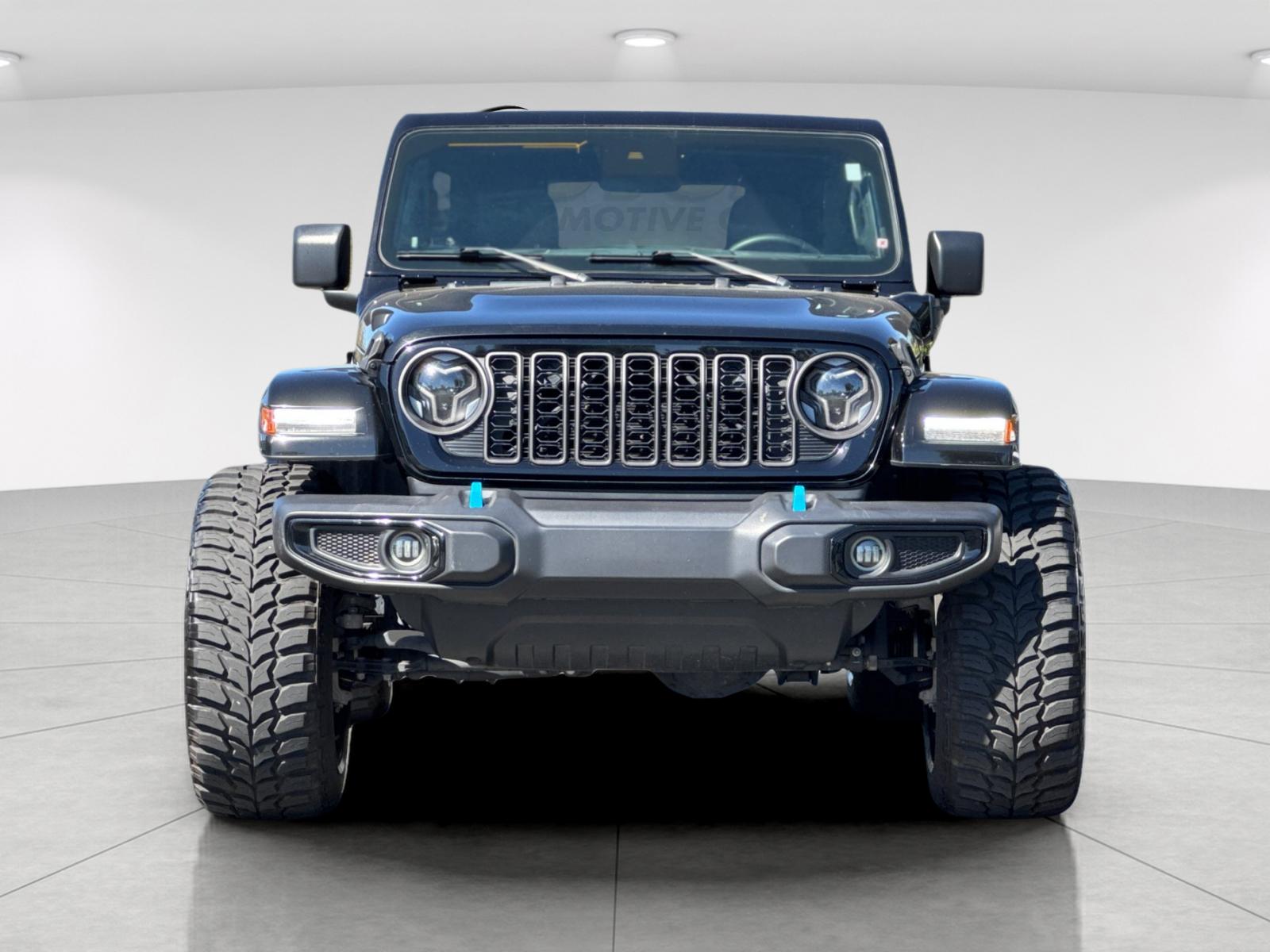 Used 2024 Black Jeep Sport S 4xe image 9
