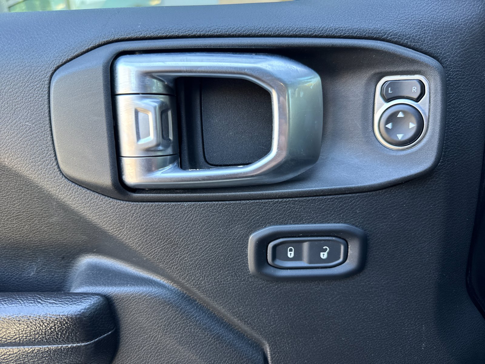 Used 2024 Black Jeep Sport S 4xe image 11