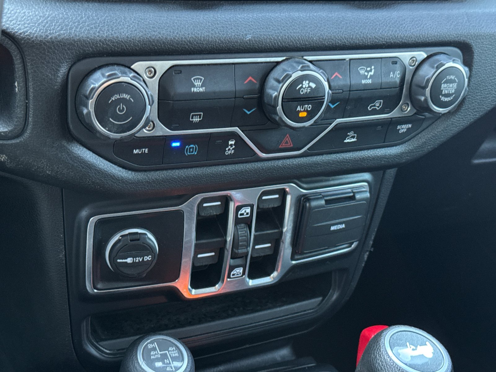 Used 2024 Black Jeep Sport S 4xe image 19