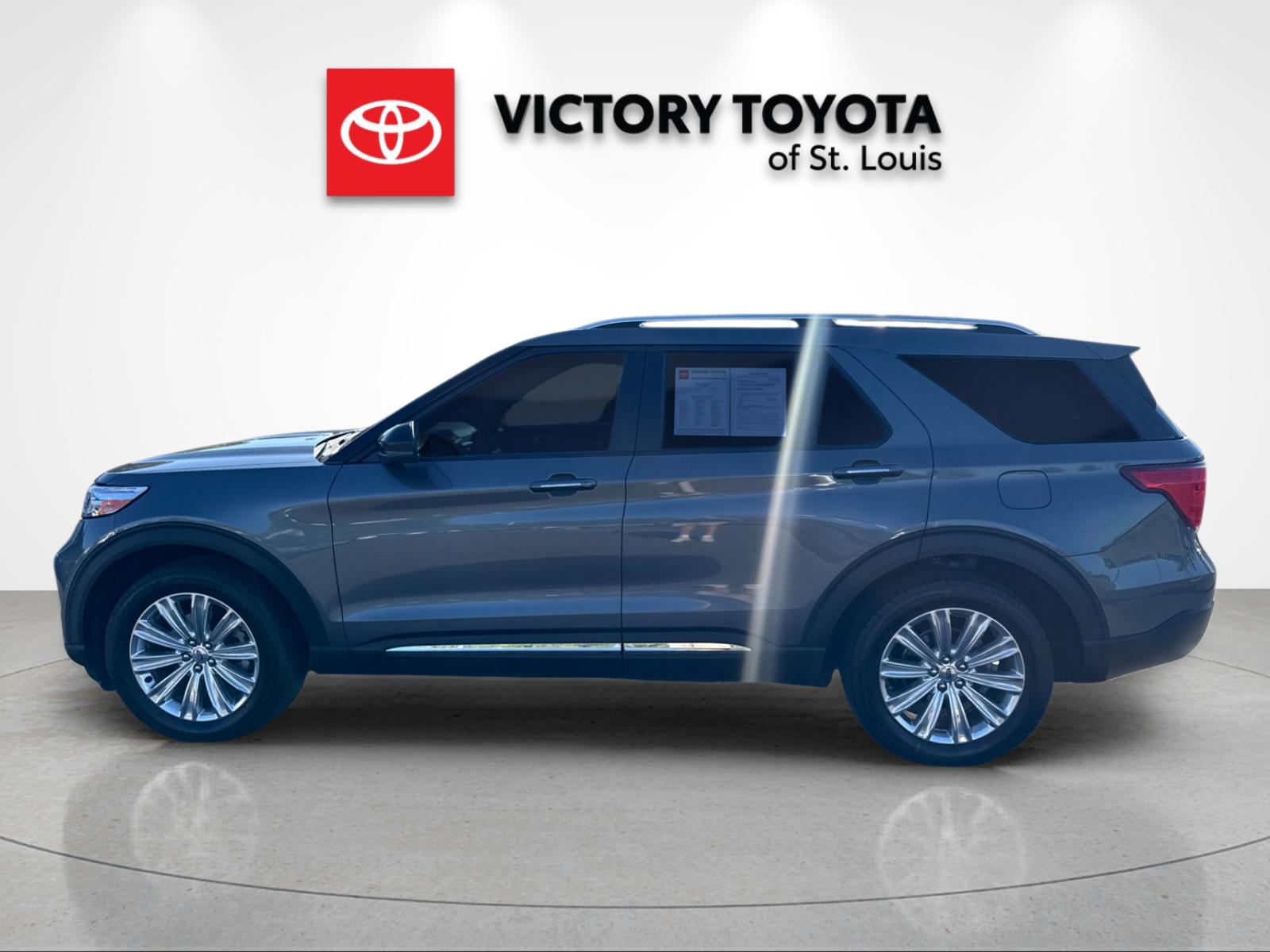 Used 2021 Gray Ford Limited image 6