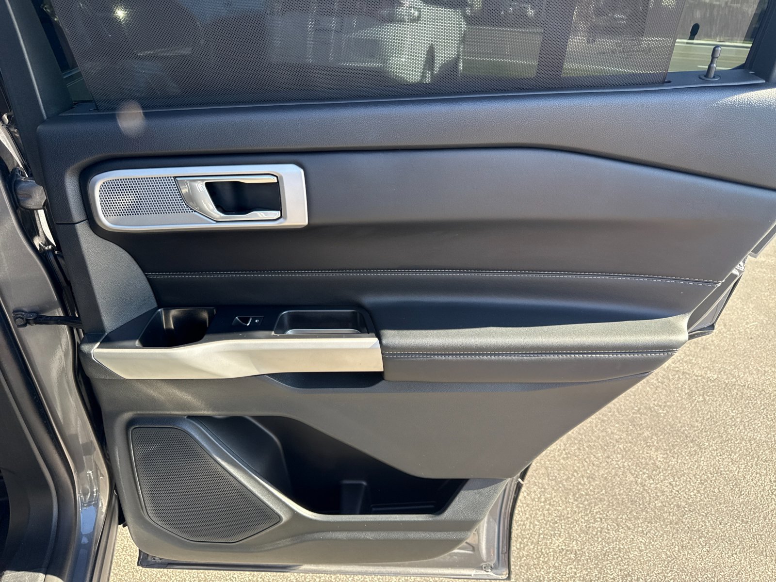 Used 2021 Gray Ford Limited image 27