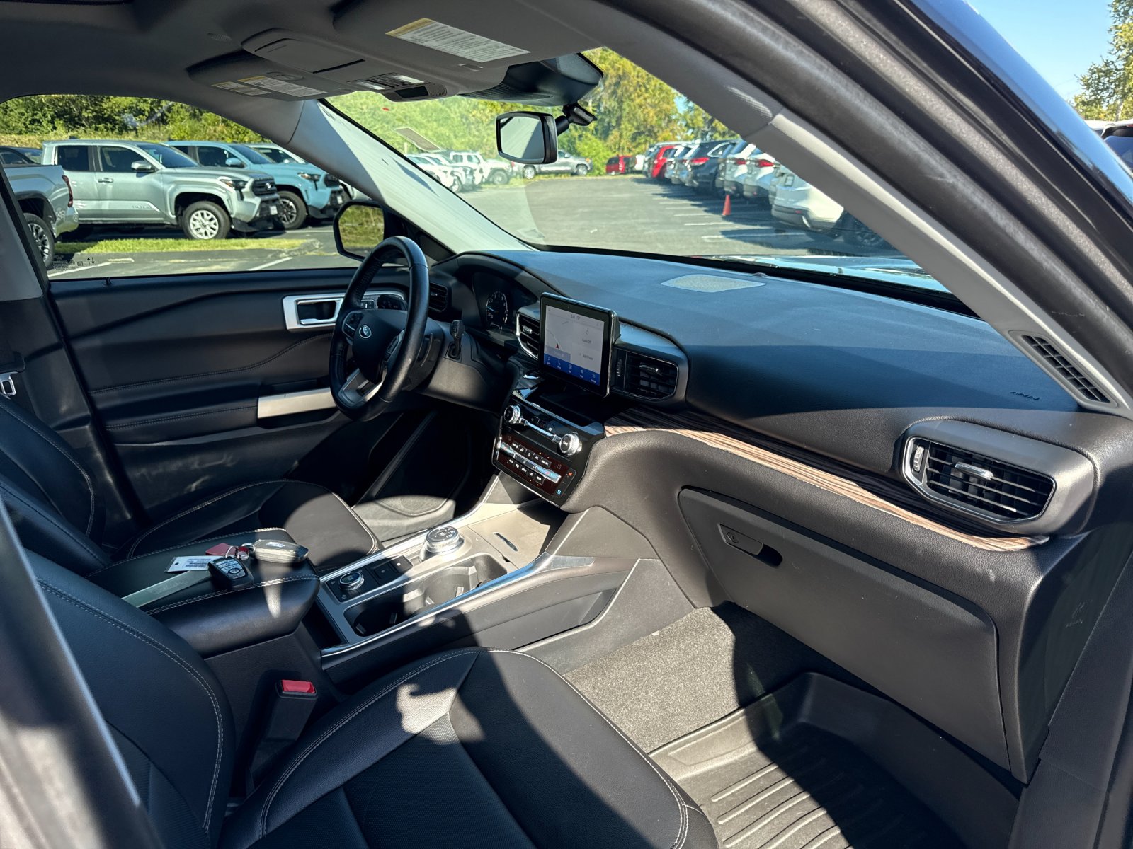 Used 2021 Gray Ford Limited image 28