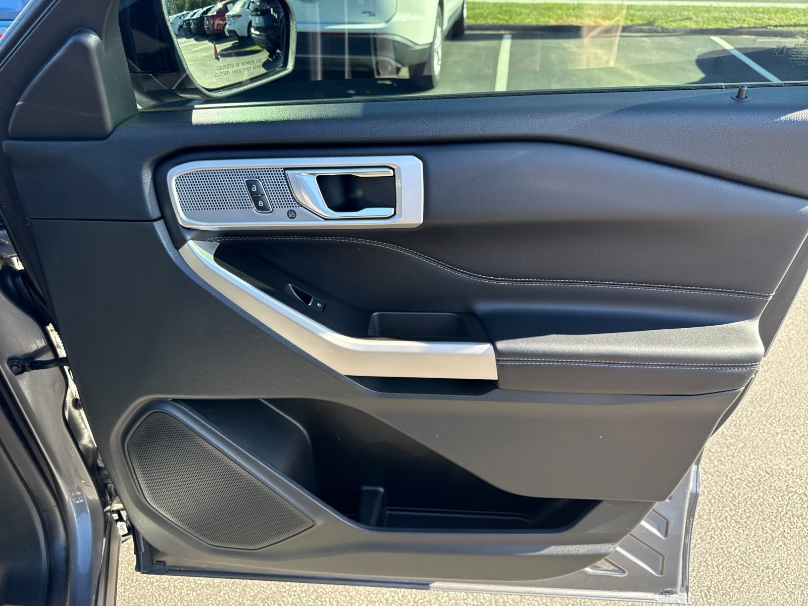 Used 2021 Gray Ford Limited image 29
