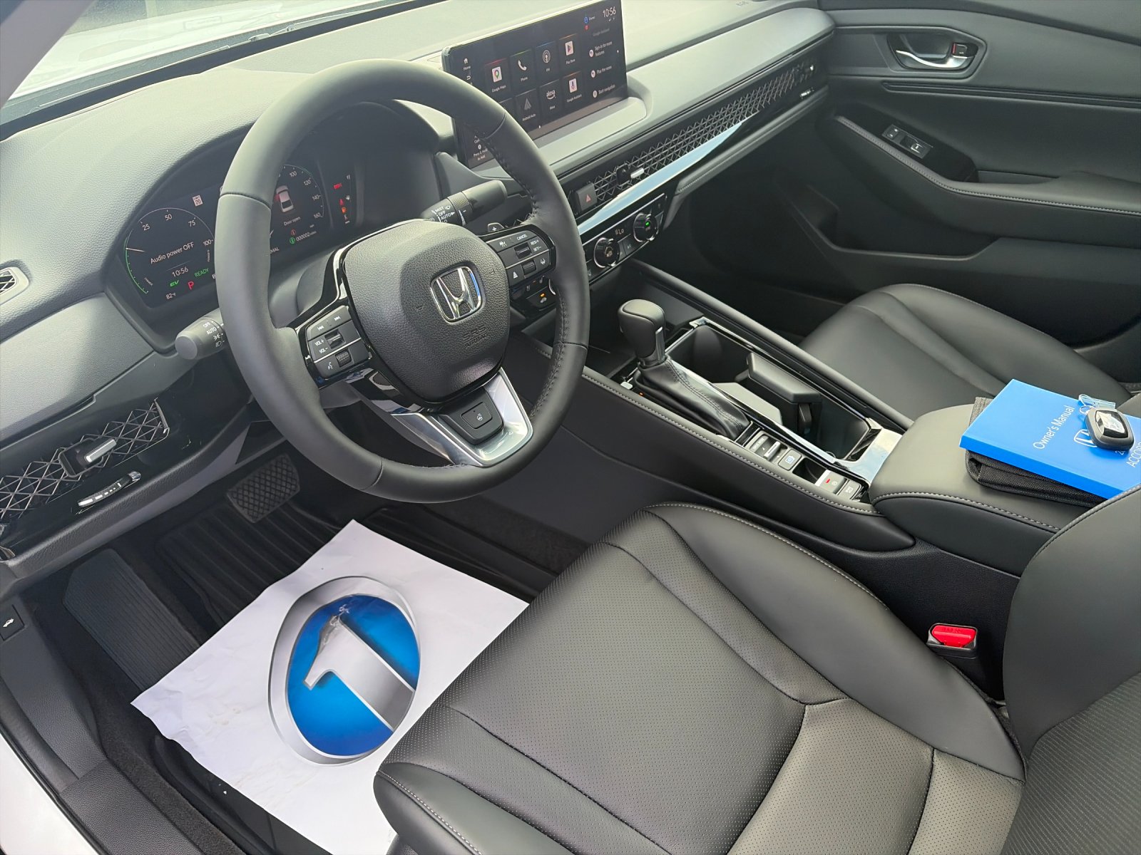 New 2026 Platinum White Pearl Honda Touring Hybrid image 11