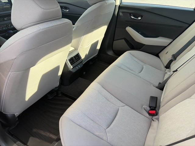 New 2026 Meteorite Gray Metallic Honda SE image 14