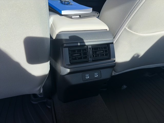New 2026 Meteorite Gray Metallic Honda SE image 15