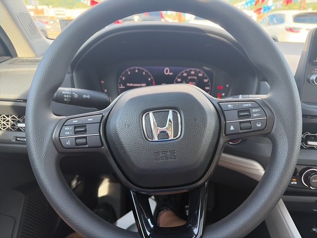 New 2026 Meteorite Gray Metallic Honda SE image 27