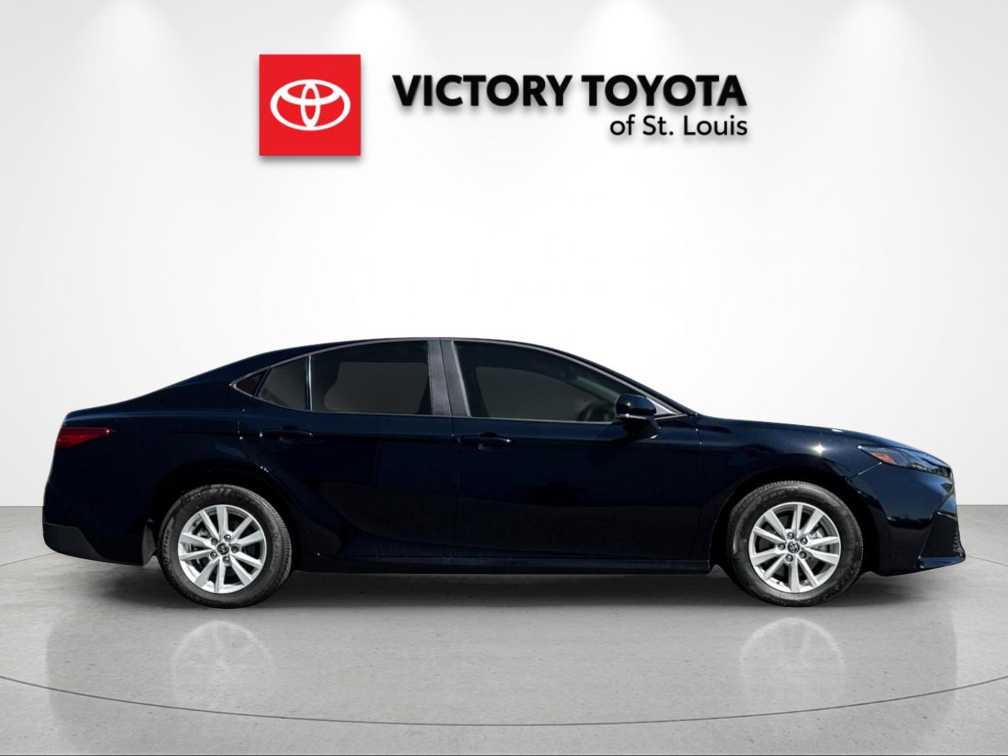 New 2026 Midnight Black Metallic Toyota LE image 2