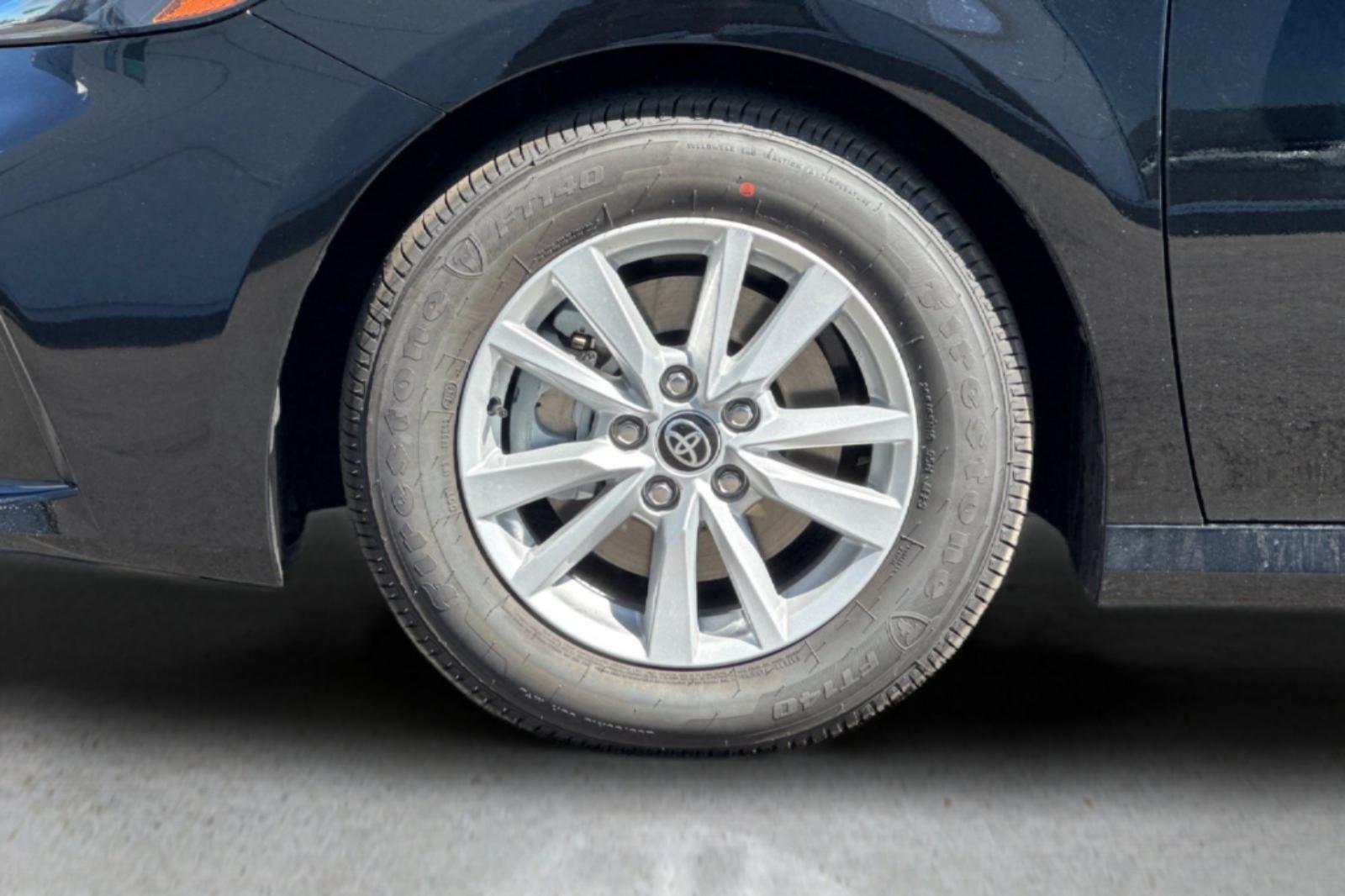 New 2026 Midnight Black Metallic Toyota LE image 9