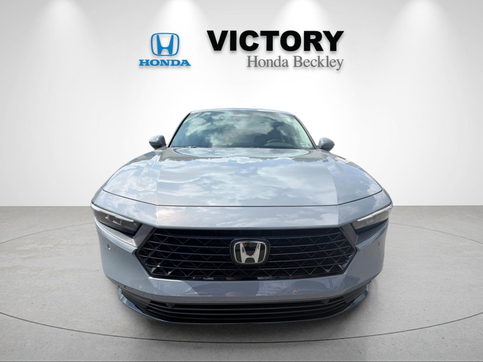 New 2026 Urban Gray Pearl Honda EX-L Hybrid image 8
