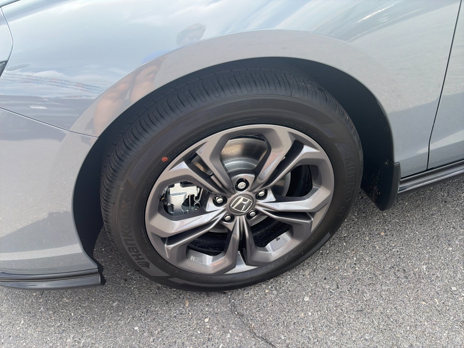 New 2026 Urban Gray Pearl Honda EX-L Hybrid image 9