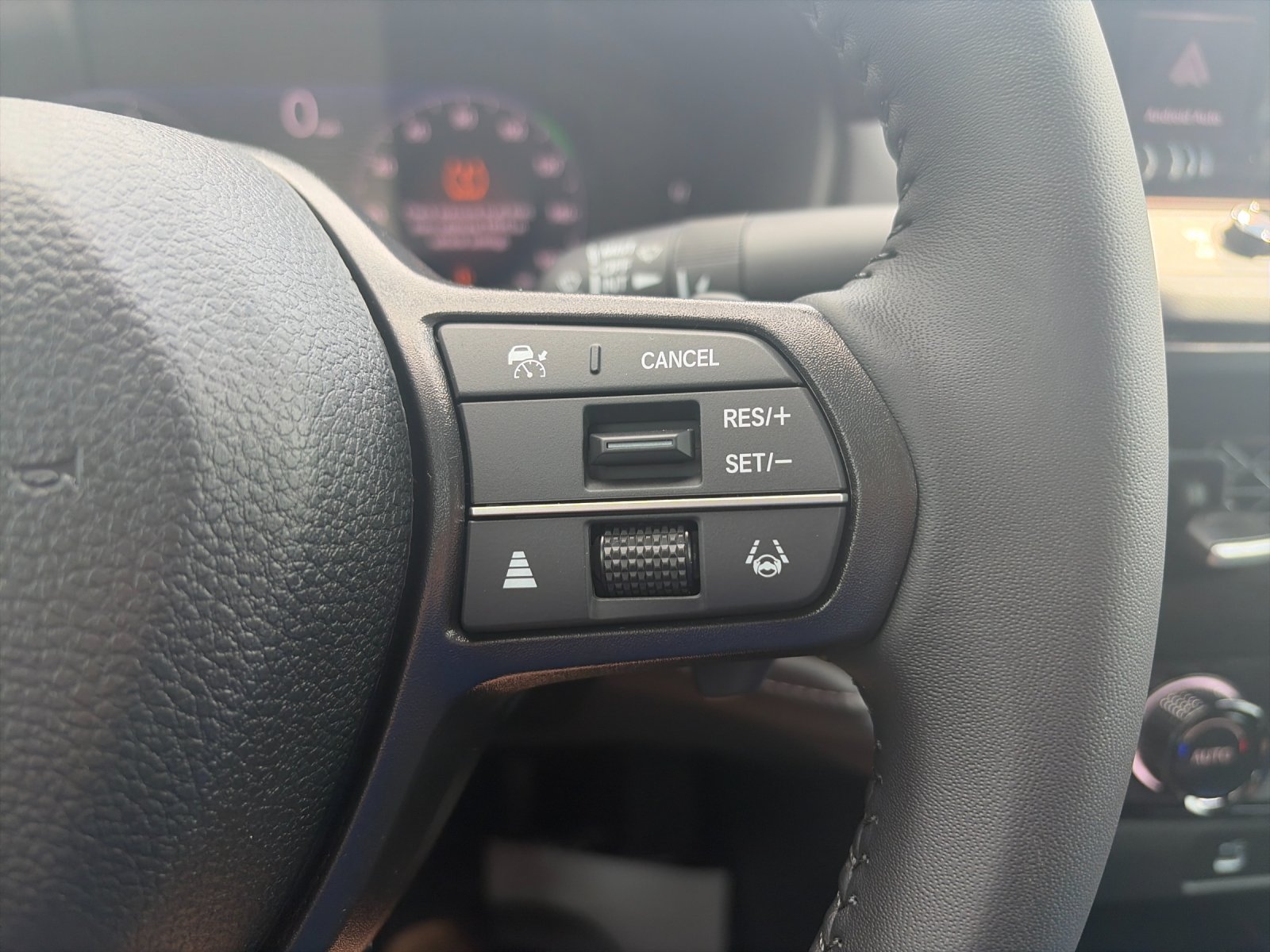 New 2026 Urban Gray Pearl Honda EX-L Hybrid image 29
