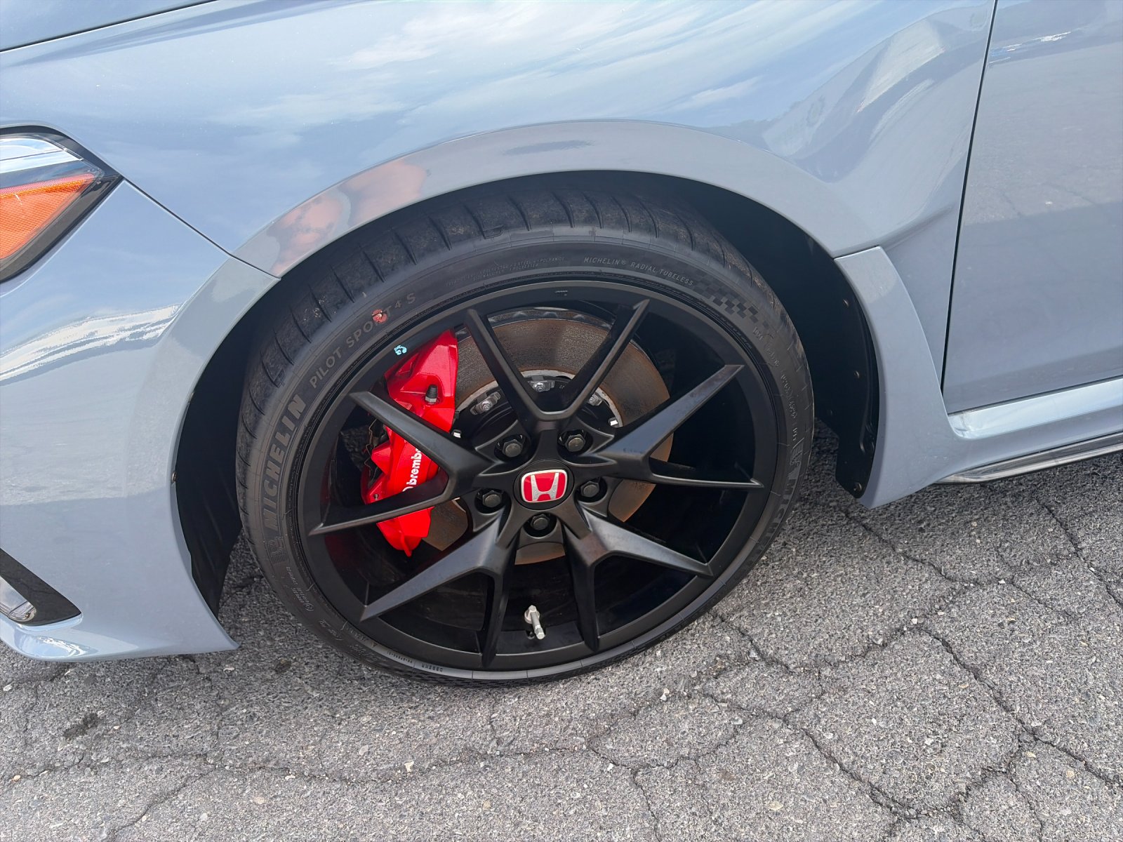 New 2026 Sonic Gray Pearl Honda Type R image 9