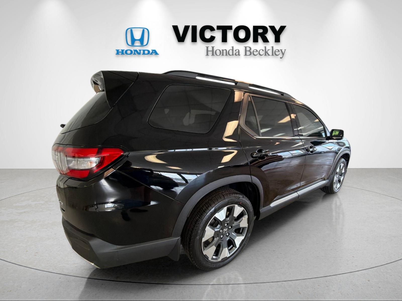 New 2026 Crystal Black Pearl Honda AWD Elite image 5