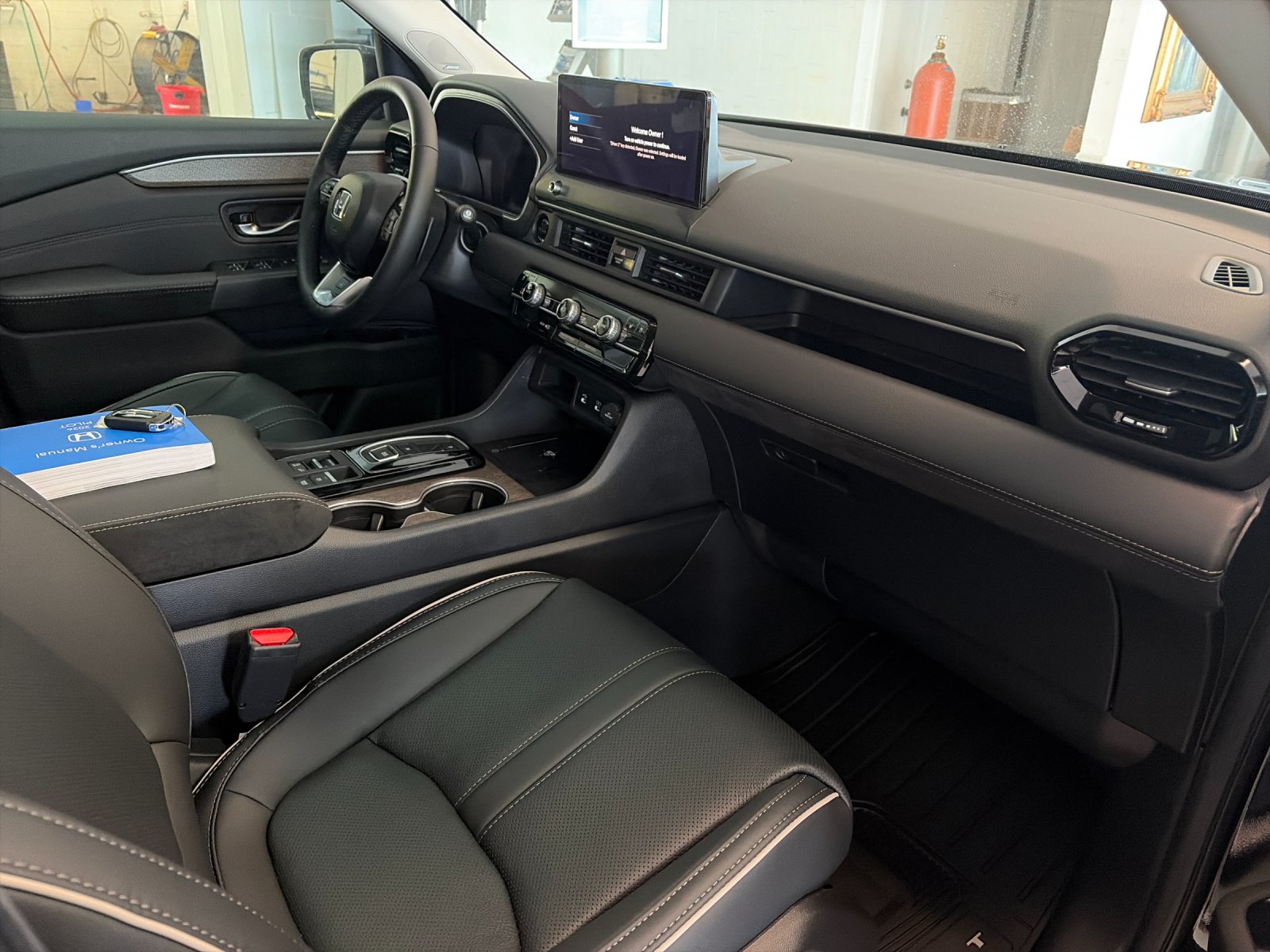 New 2026 Crystal Black Pearl Honda AWD Elite image 20