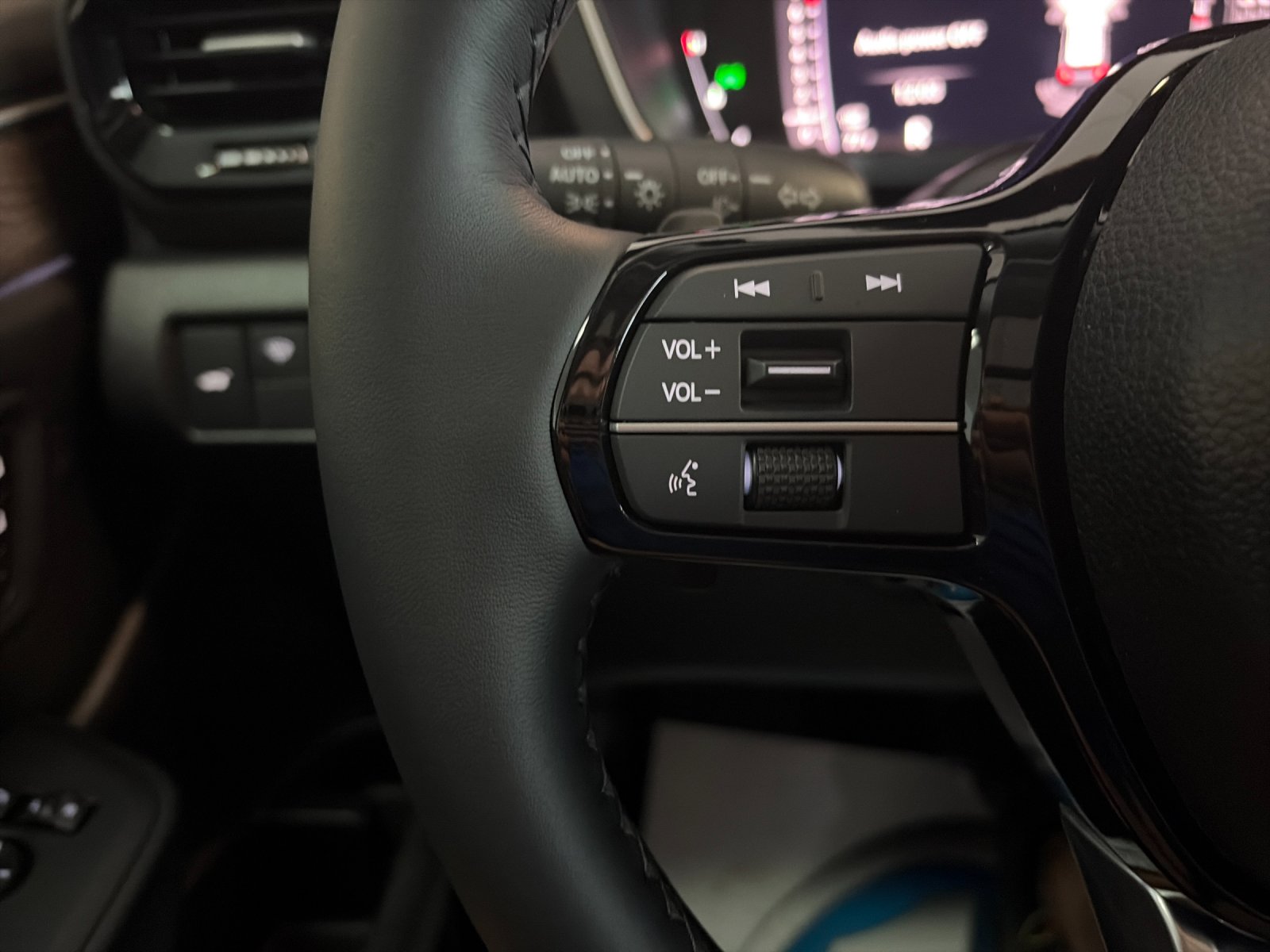 New 2026 Crystal Black Pearl Honda AWD Elite image 31