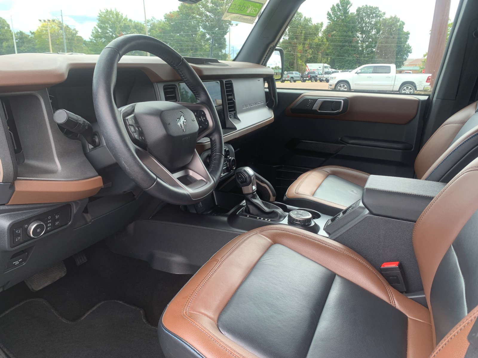 Used 2024 Green Ford Outer Banks image 3