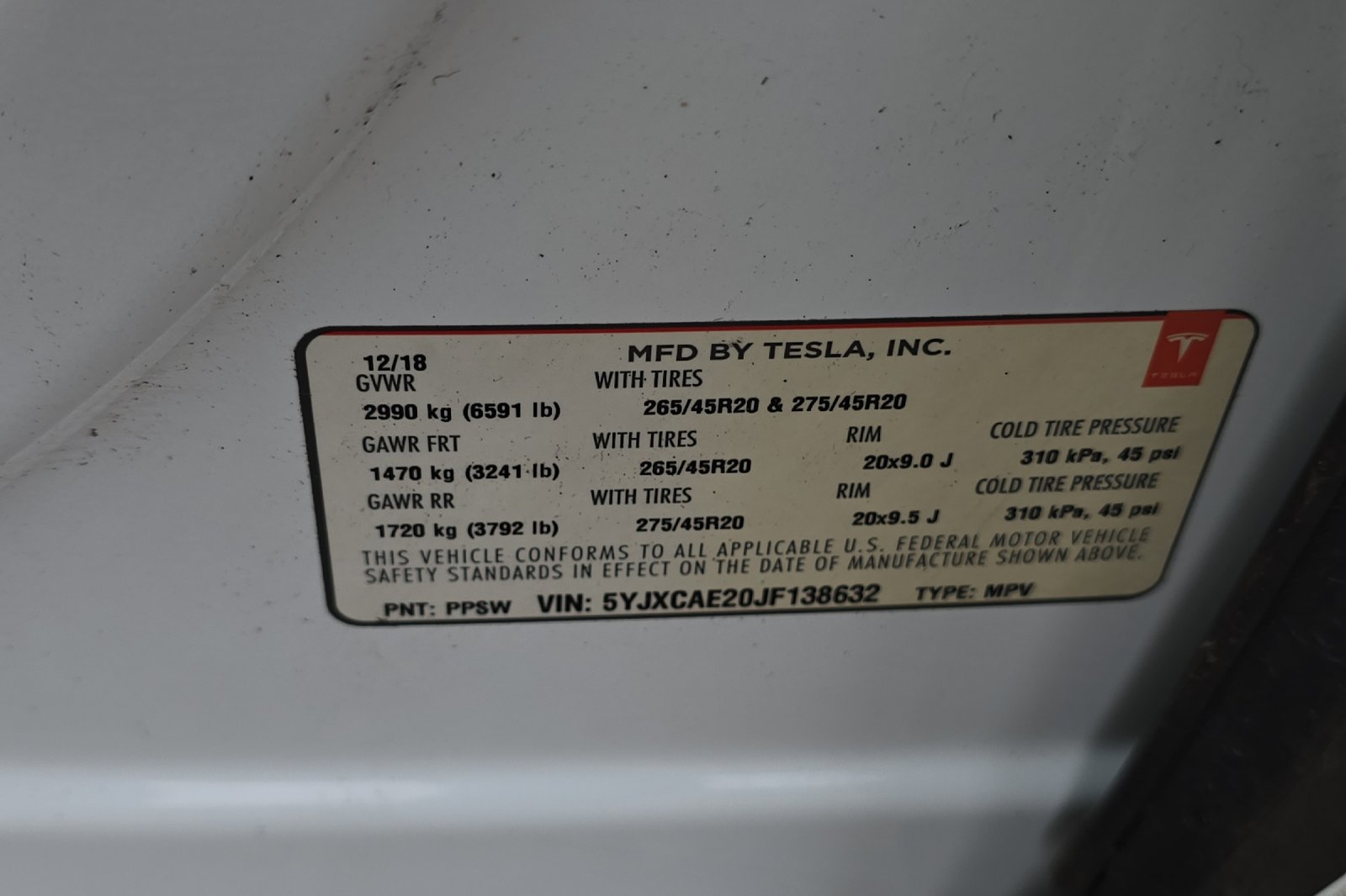 Used 2018  Tesla 75D image 26