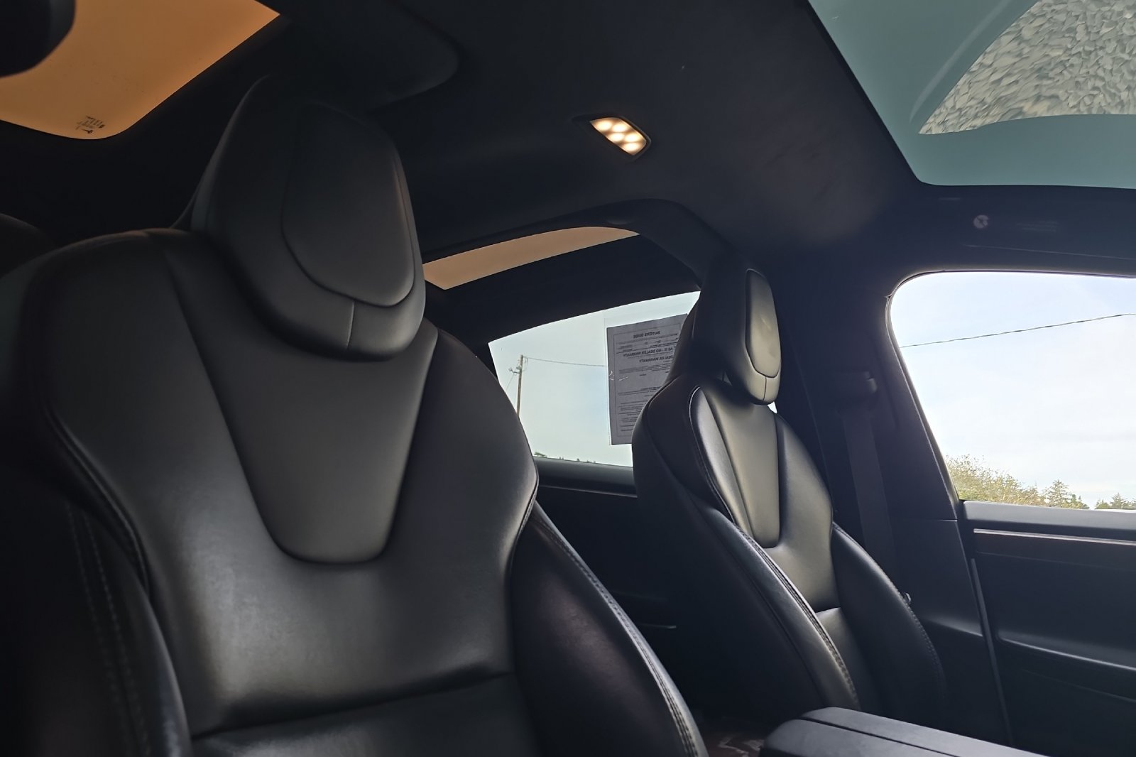 Used 2018  Tesla 75D image 15