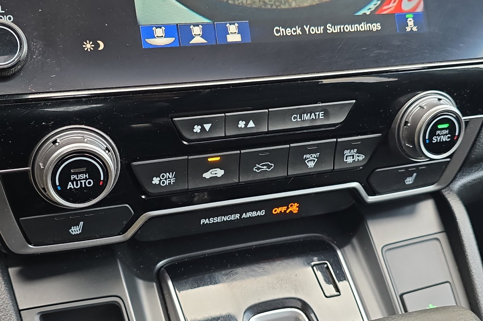 Used 2018  Honda EX image 17