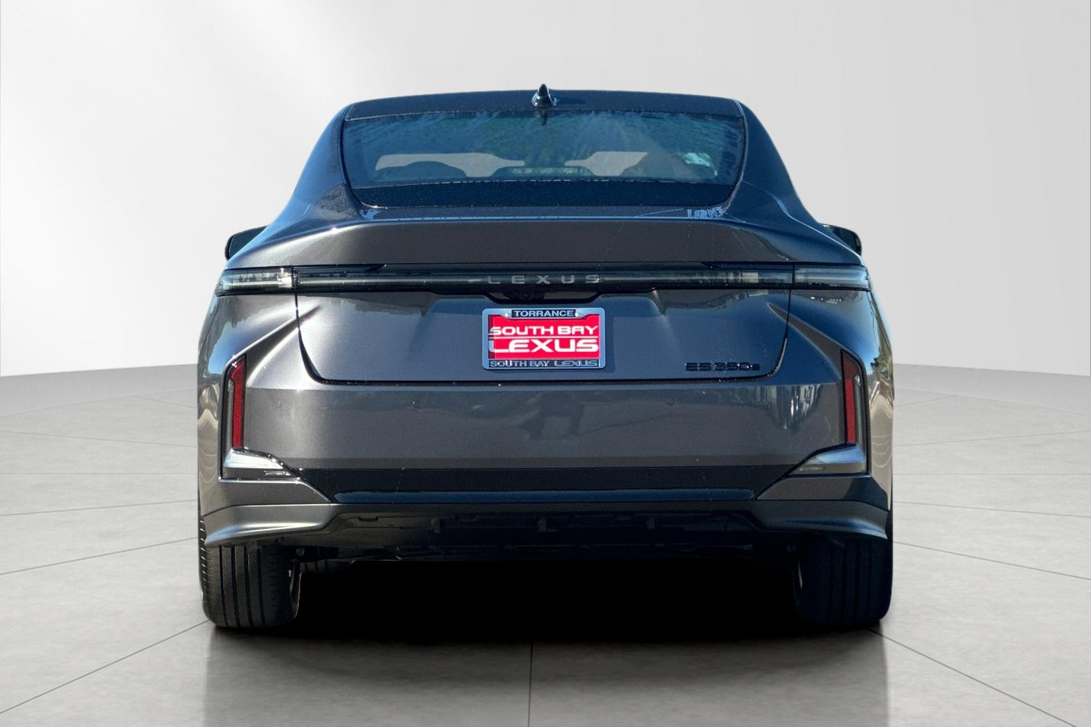 New 2026 Cloudburst Gray Lexus ES 350e PREMIUM image 5