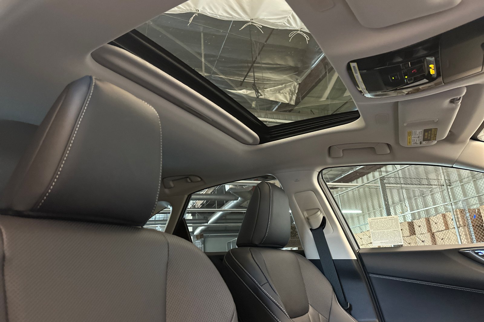New 2026 Ultra White Lexus NX 450h+ PREMIUM AWD image 17