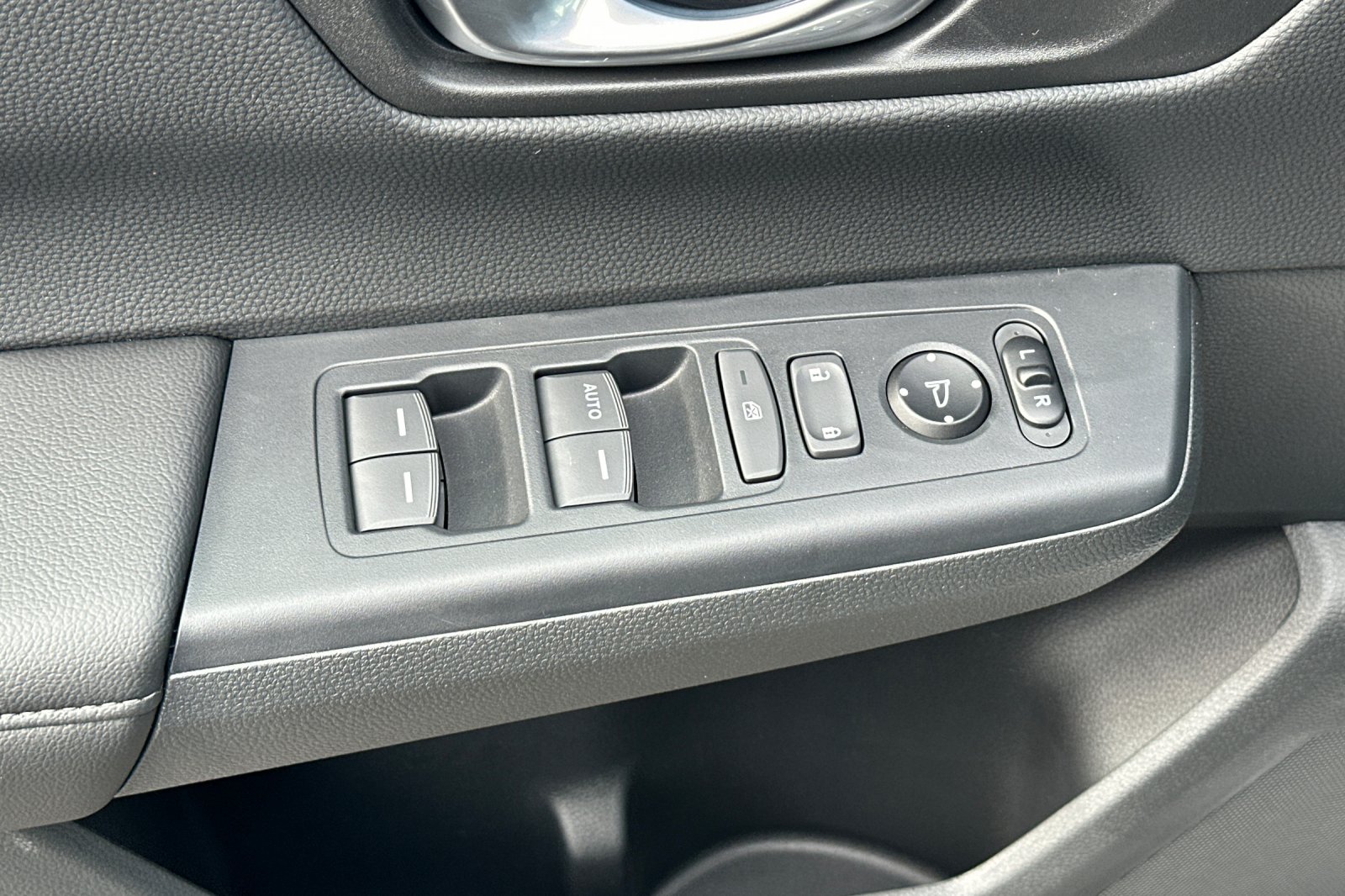 New 2027 Silver Honda LX image 11