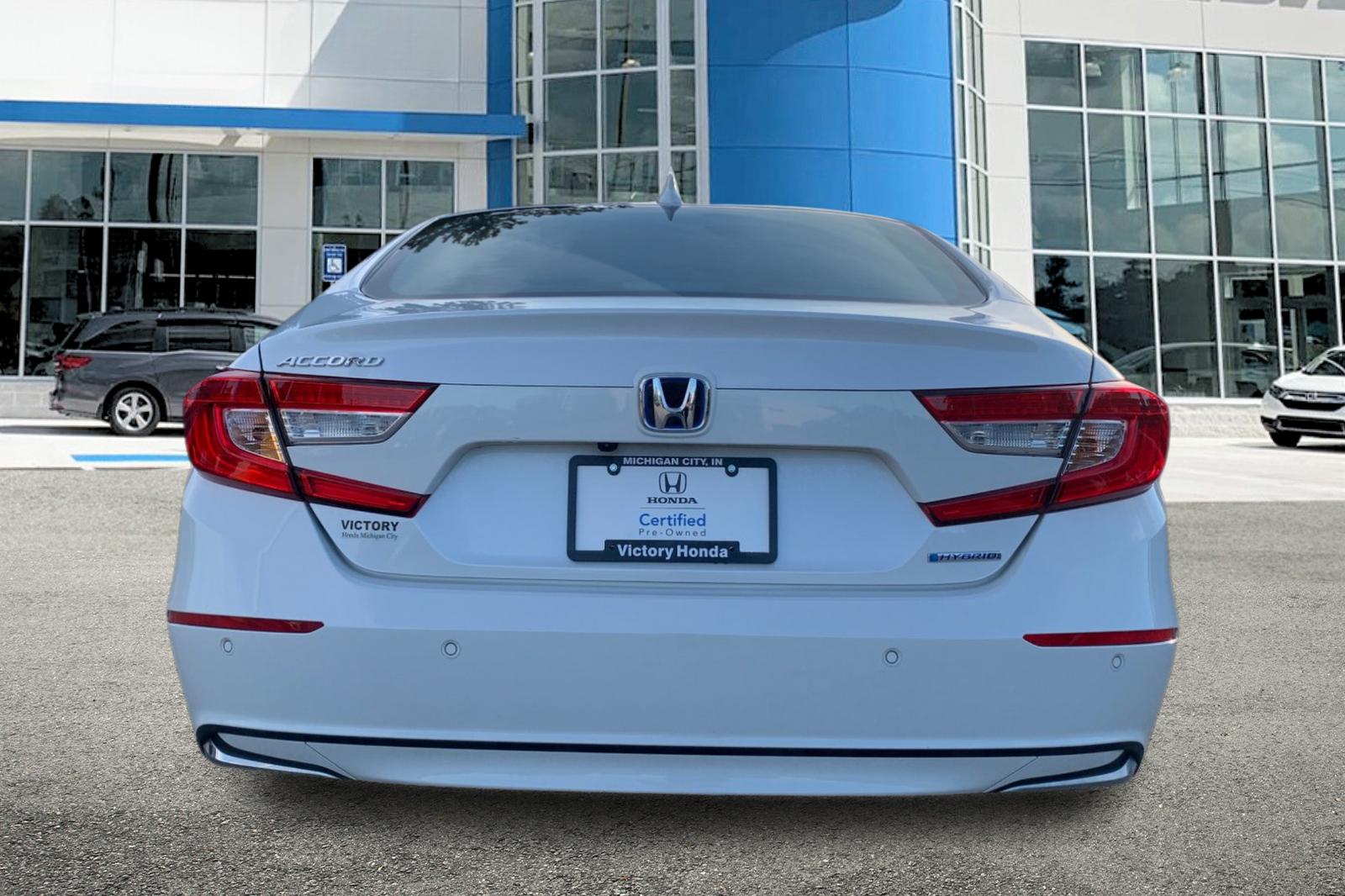 Certified Used 2022 Platinum White Pearl Honda EX-L image 4