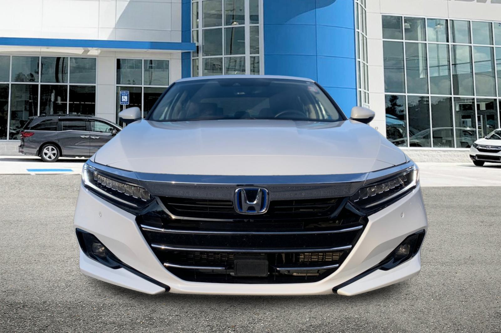 Certified Used 2022 Platinum White Pearl Honda EX-L image 8