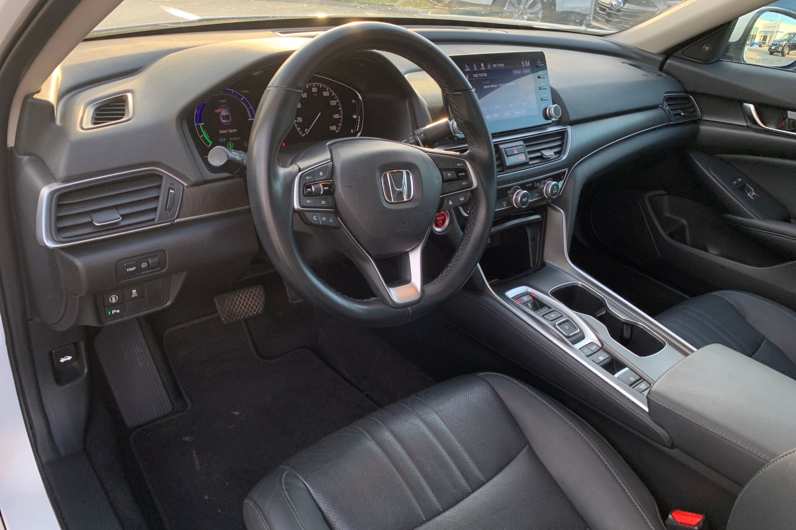 Certified Used 2022 Platinum White Pearl Honda EX-L image 11