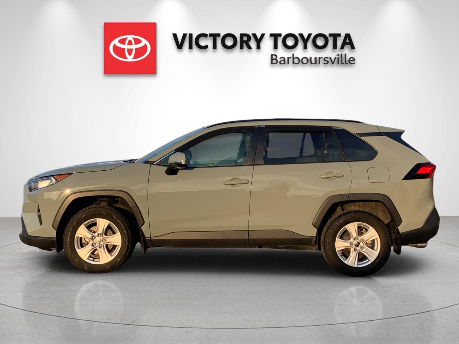 Certified Used 2021  Toyota XLE image 2