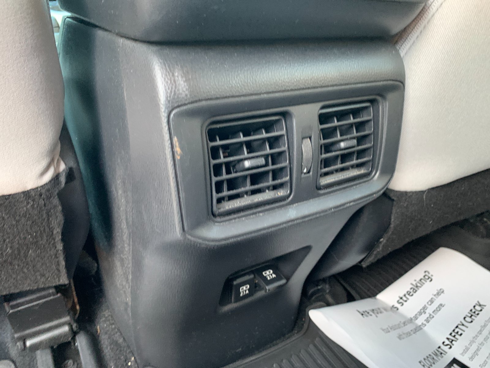 Certified Used 2021  Toyota XLE image 15