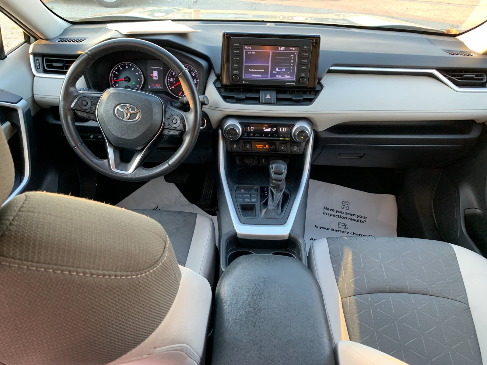 Certified Used 2021  Toyota XLE image 16