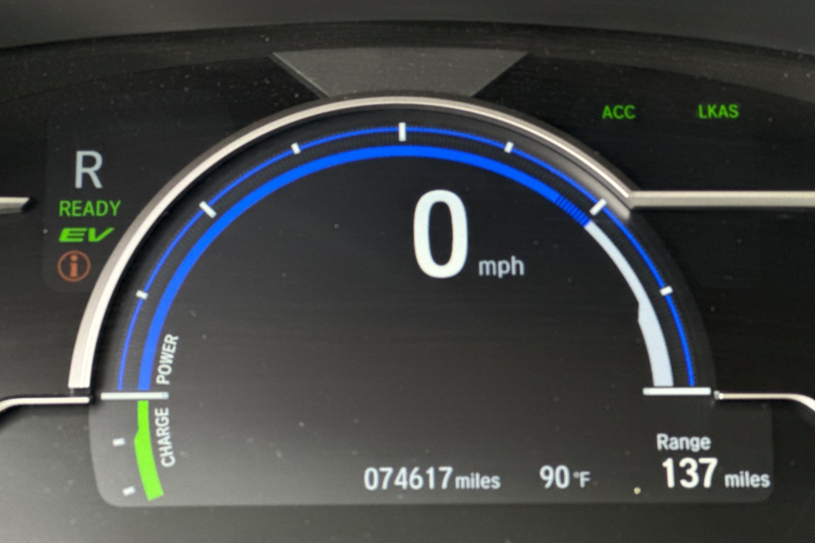 Certified Used 2018 Solar Silver Metallic Honda Touring image 11