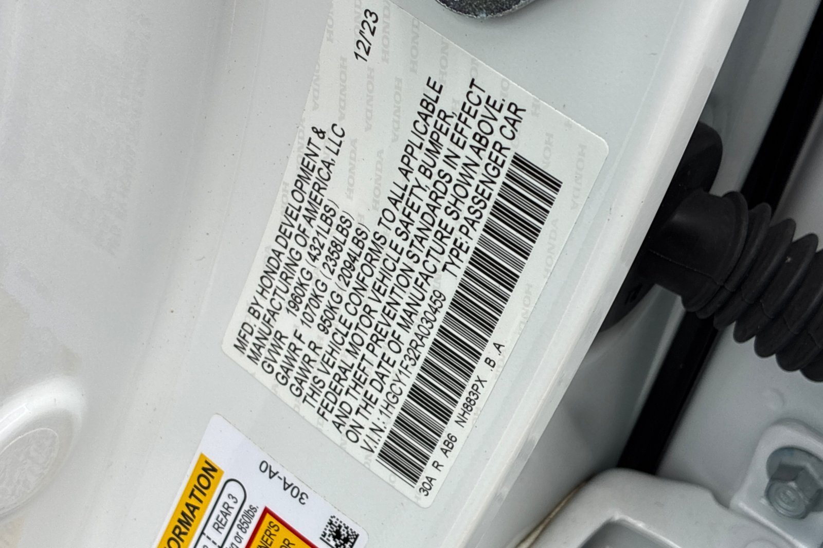 Used 2024 Platinum White Pearl Honda EX image 44