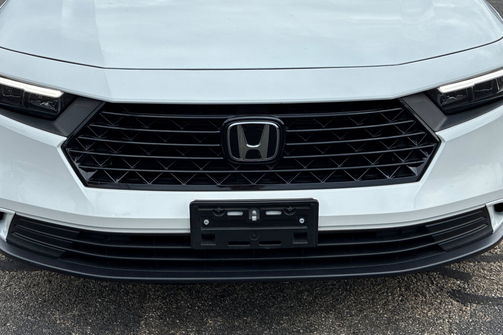 Used 2024 Platinum White Pearl Honda EX image 42