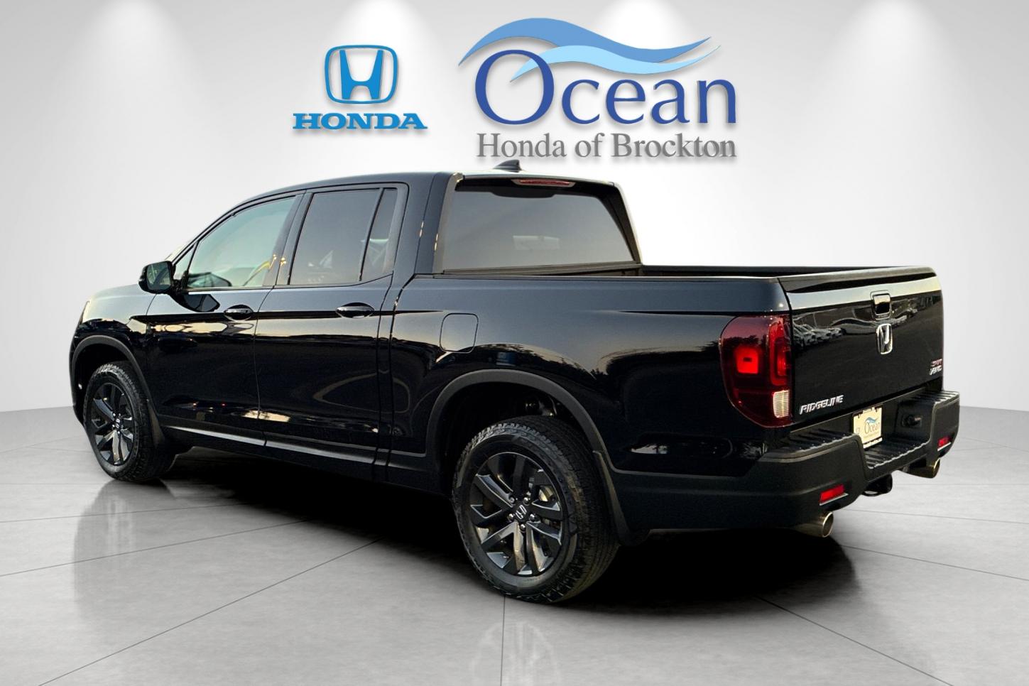 Used 2022 Crystal Black Pearl Honda Sport image 5