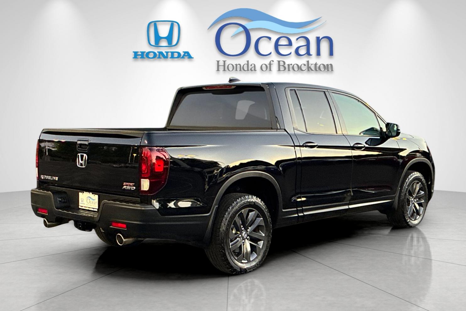 Used 2022 Crystal Black Pearl Honda Sport image 3