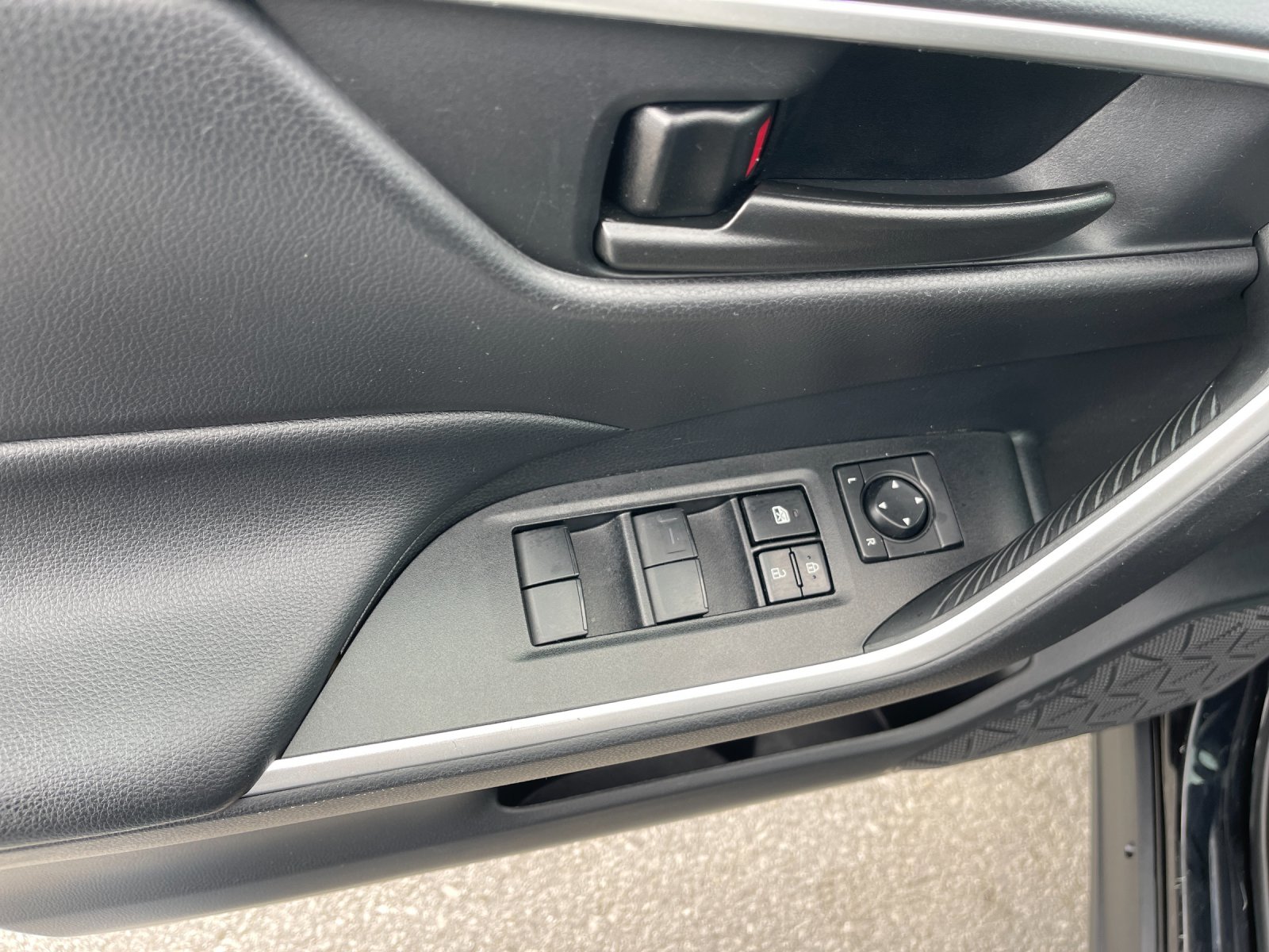 Used 2021 Black Toyota LE image 12