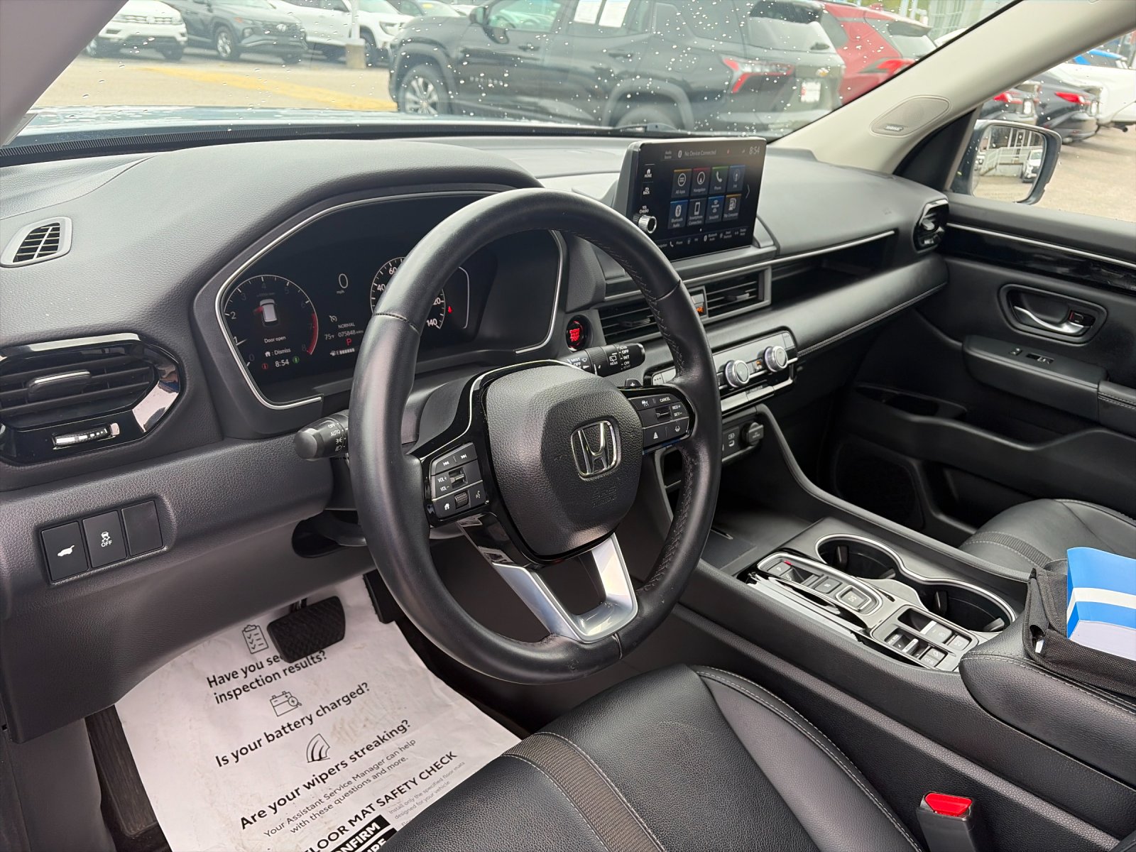 Used 2023  Honda Touring image 11