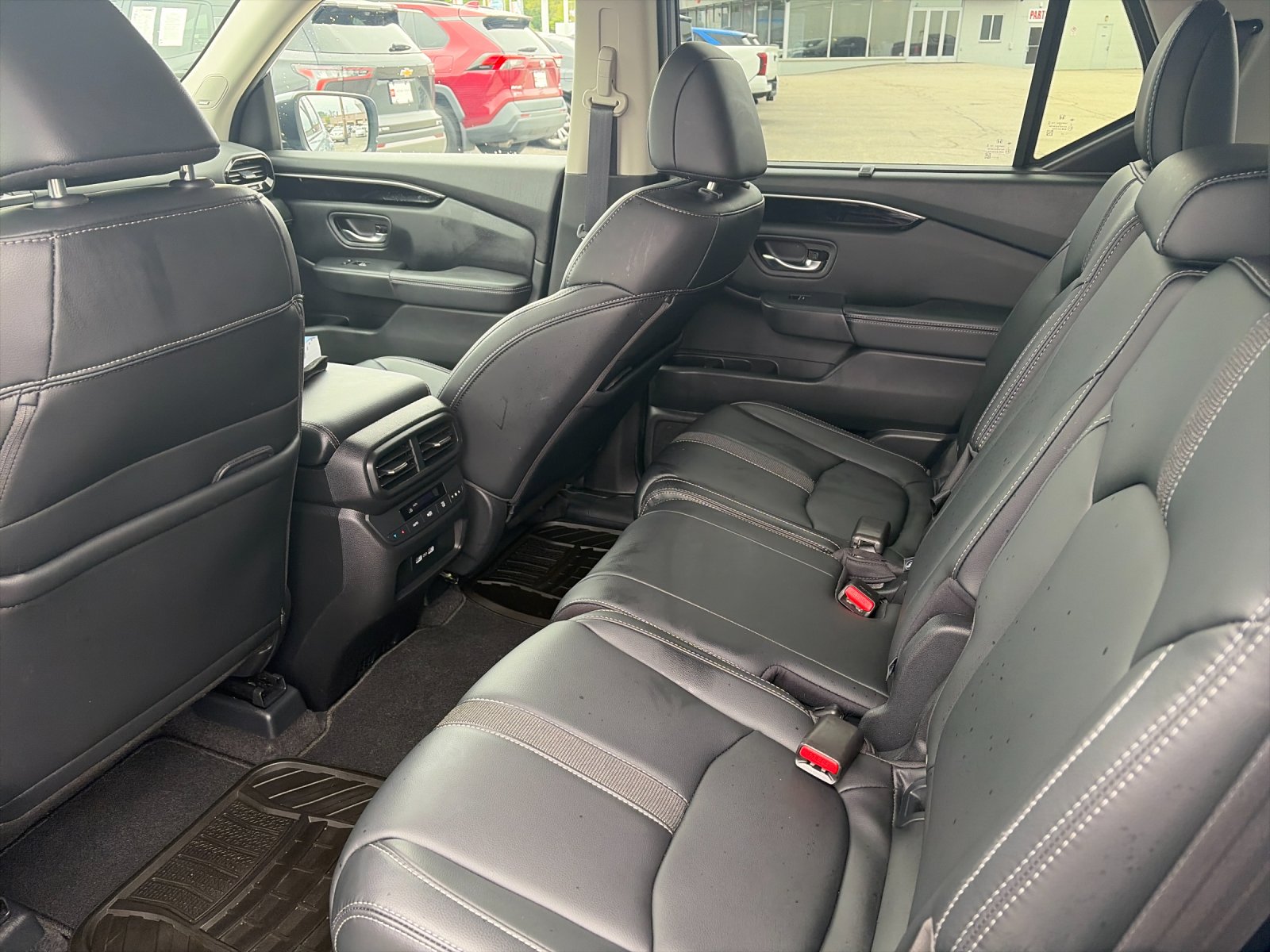 Used 2023  Honda Touring image 14