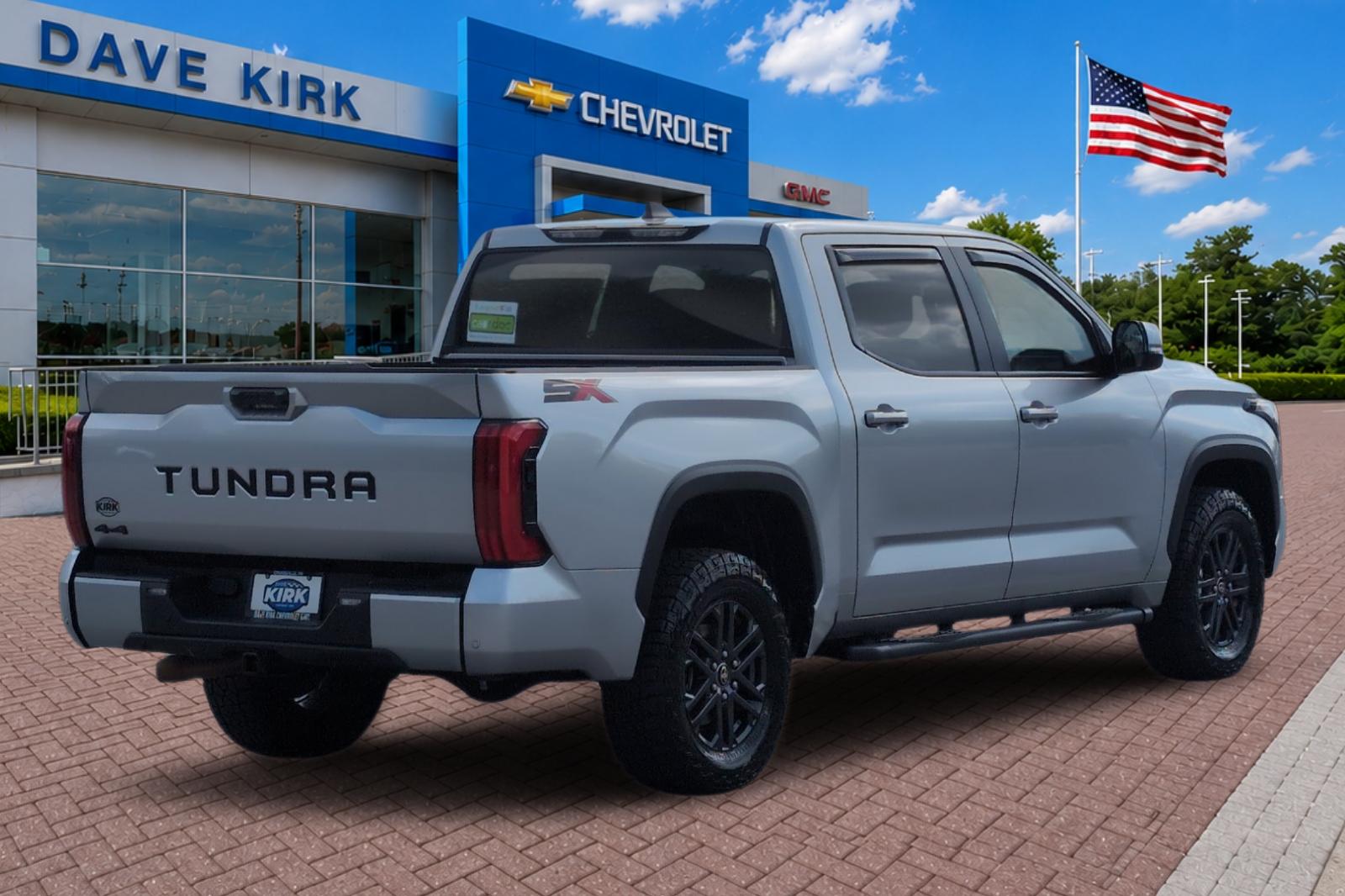 Used 2025 Silver Toyota SR5 image 3