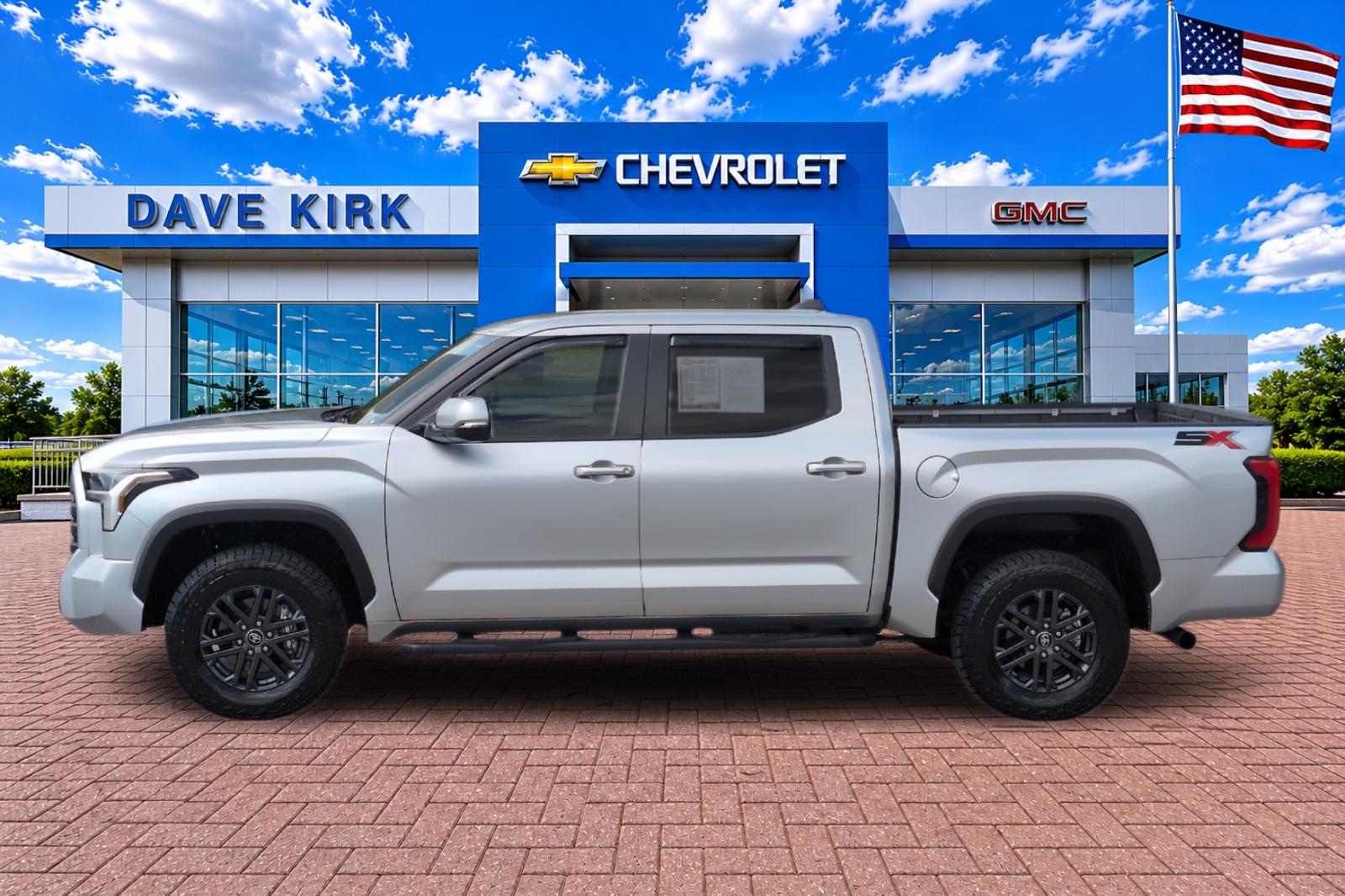 Used 2025 Silver Toyota SR5 image 6