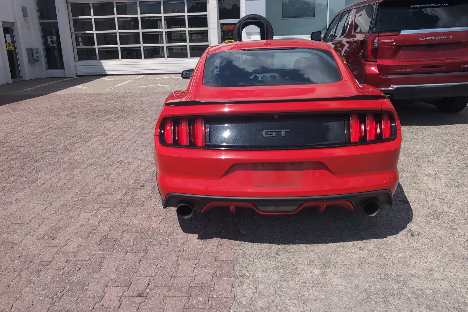 Used 2016 Red Ford GT Premium image 8